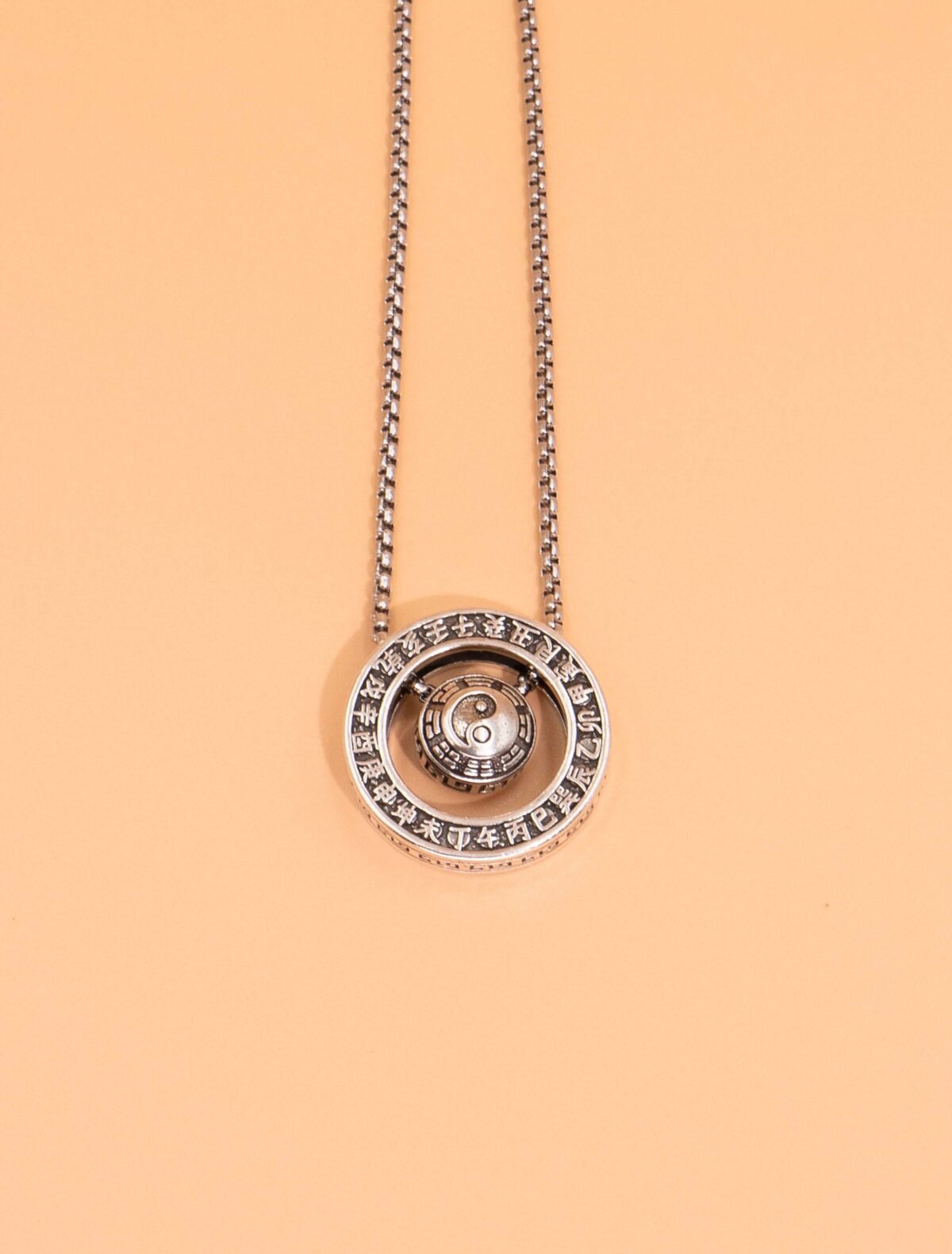 Nature & Tao 24 Mountains Pendant – 925 Silver Ring with Free‑Spinning Flat Round Taiji Bead & Directional Engravings