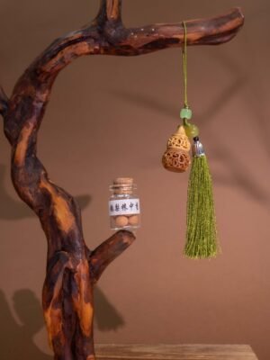 Nature & Tao Green Sandalwood Incense Gourd – Hand-Carved Hollow Design, Jade & Amber Beads, Green Tassel, Includes Pear Blossom Incense