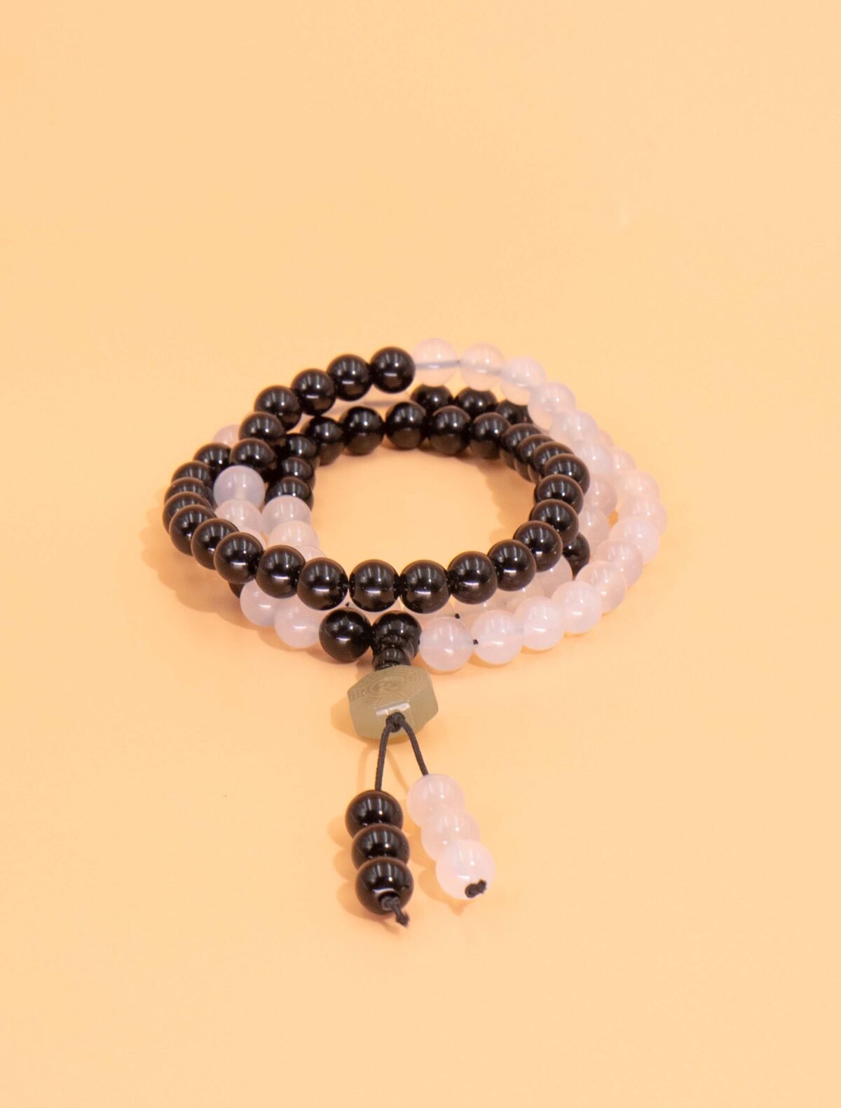Nature & Tao Esoteric Taoist Prayer Beads – Plain Black & White Agate, Bead-Count Segments Encoding the Complete Cosmic Mandala (Laojun‘s 81 Transformations), Black Agate Top Bead & Jade Bagua Taiji Fish