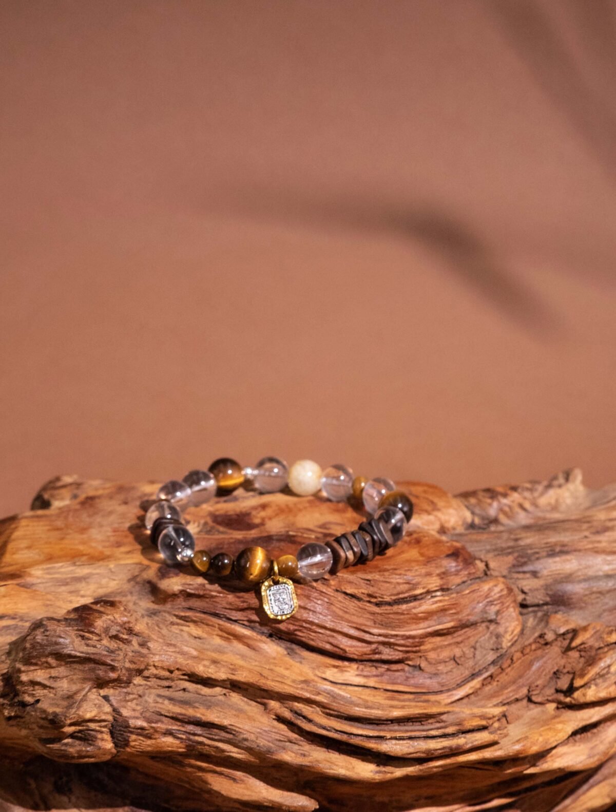 Nature & Tao Sacred Wood & Stone Bracelet – Aloeswood, Tiger‘s Eye & White Water Gold