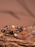 Nature & Tao Sacred Wood & Stone Bracelet – Aloeswood, Tiger‘s Eye & White Water Gold
