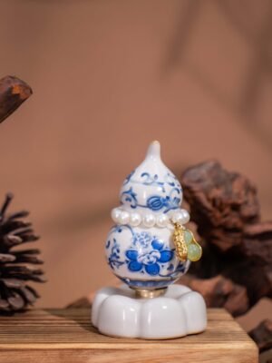 Nature & Tao Blue-and-White Porcelain Hulu – Hand-Painted Lotus Scroll, Rotatable Gourd with Pearl Ring, Hetian Jade Pendant & Ceramic Cloud Base