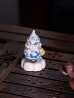 Nature & Tao Blue-and-White Porcelain Hulu – Hand-Painted Lotus Scroll, Rotatable Gourd with Pearl Ring, Jade Pendant & Cloud Base, A Gentle Reminder of Wholeness & Grace