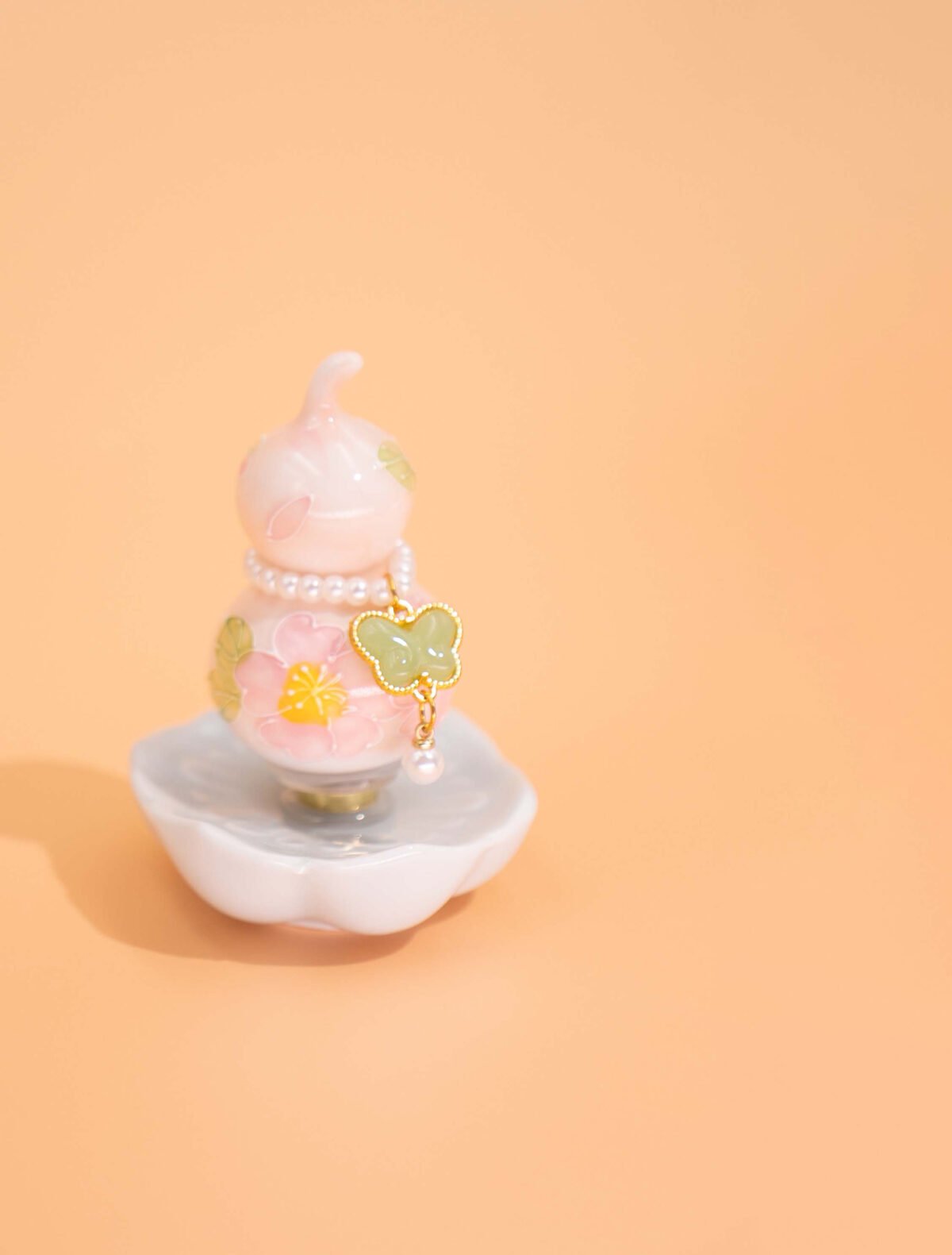 Nature & Tao Peach Blossom Hulu – Pink Porcelain Gourd with Butterfly Jade Charm, Pearl Accents & Lotus Base to Invite Love, Joy & Good Fortune